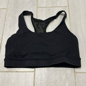Black lululemon mesh back bra 4